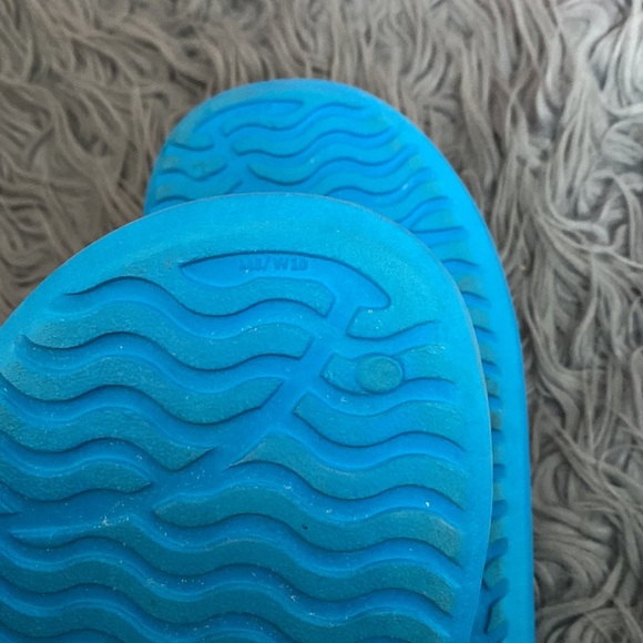 native women’s sandals Size 10 - Picture 4 of 4